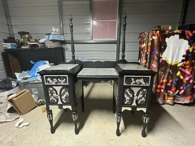 Make-up Vanity - Image 1 of 3