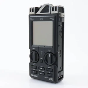 Roland R-26 Portable Recorder Linear PCM Recorder 6 channel Charger included - Picture 1 of 8