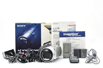Videocamera Handycam Sony DCR-SR100 argento 10x zoom ottico HDD 30 GB con... - Immagine 1 di 4