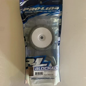 Pro-Line Blockade S3 Mounted 1:8 Soft Buggy Tires & White Wheels 9039-233 NEW - Picture 1 of 5