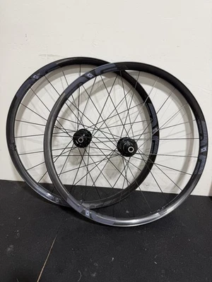 ENVE G27 Chris King Ceramic R45 disc XDr condition DT Swiss Aerolite MINT - Image 1 of 4