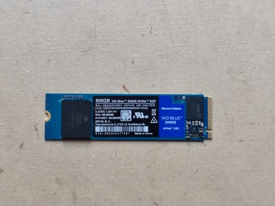 Western Digital WD Blue SN550 NVMe SSD M.2 2280 WDS500G2B0C-00PXH0 PCIe 3.0 - Bild 1 von 4