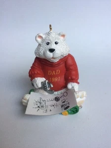 1991 Hallmark Karten. DAD 1991 Ornament. - Bild 1 von 6