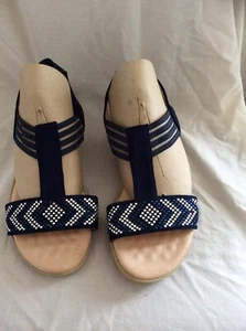 Ladies BNWOT navy sparkly wedge sandals size 6 Cushion Walk Flexible Comfort - Picture 1 of 4