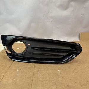 BMW 2 F23 2019 Rh Passenger Side Front Bumper Fog Light Cover 7452300 OEM - Bild 1 von 10