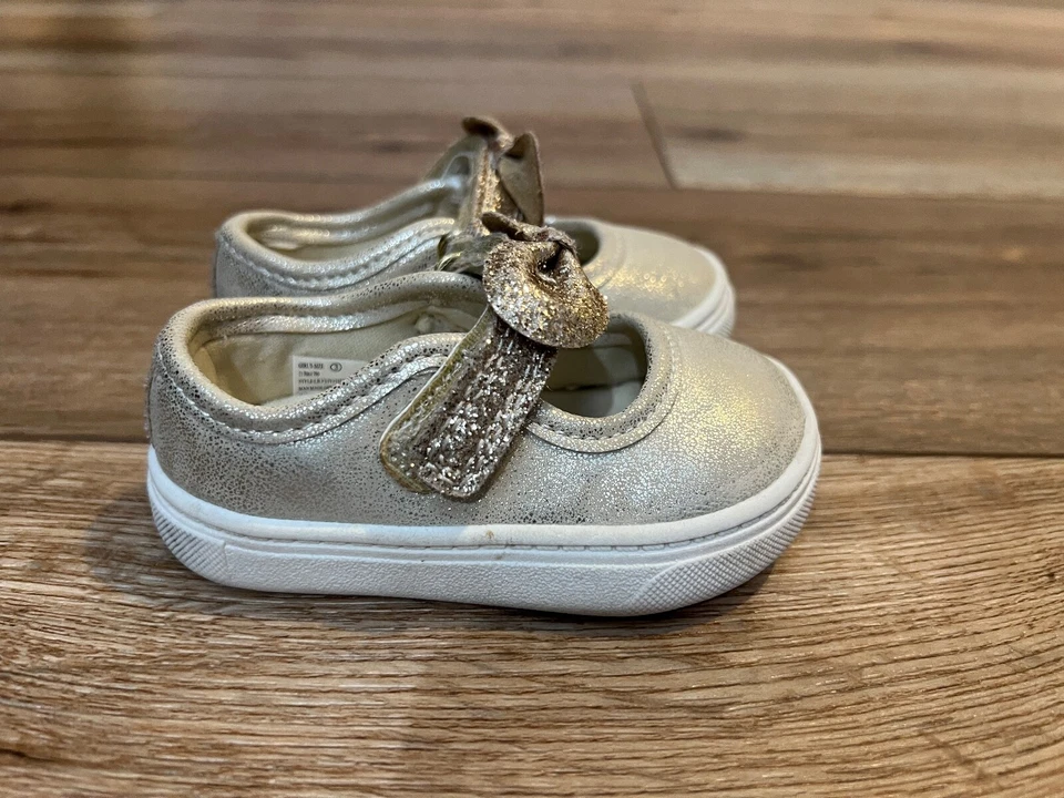 Tênis Carter’s Just One You Baby criança meninas Lily MJ Mary Jane Bow sapatos 3 - Imagem 1 de 4