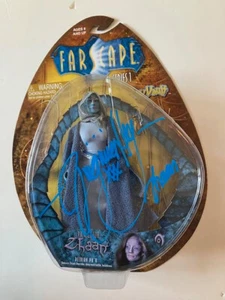 Farscape  Zhaan Action Figure Signed by Virginia Hey in Original Package - Picture 1 of 4