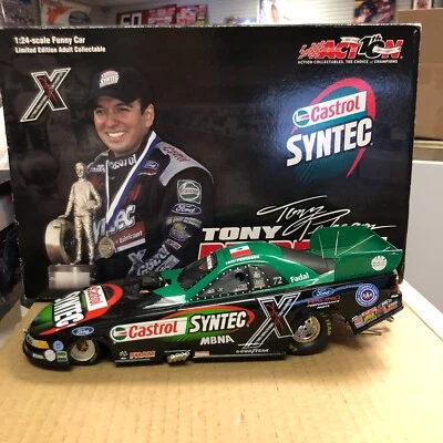 Coche divertido Mustang Tony Pedregon Castrol Syntec 2002 1:24 1 de 3.048 102446 Foto 1 de 4