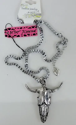 BETSEY JOHNSON BULL HEAD SILVER TONE PENDANT/NECKLACE (NEW WITH TAGS) - Image 1 of 2