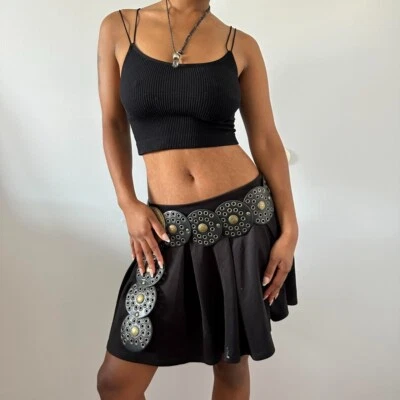 Falda Charlotte Russe Para Mujer Negra Círculo Acampanada Pull On Elástica Talla S/25" Foto 1 de 4