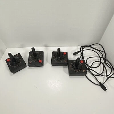 4 Joysticks Atari y 1 Joystick Vintage Nintendo NES QuickShot Mando OS-112 Foto 1 de 4