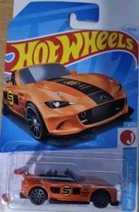 Hot wheels 2015 MAZDA MX-5 MIATA. HW J-IMPORTS. 3/10. ORANGE - Picture 1 of 2