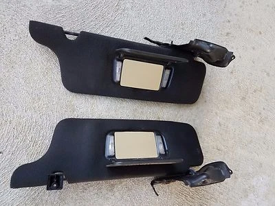 ✅ 1994 - 2004 FORD MUSTANG CONVERTIBLE L&R SUNVISOR OEM black color  - Image 1 of 4