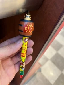 Bolígrafo USJ Donkey Kong Gimmick Super Nintendo World exclusivo de Japón - Imagen 1 de 1