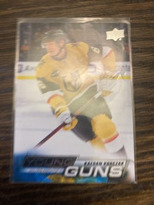 2022-23 Upper Deck Series 1 - Young Guns #218 Kaedan Korczak (RC)