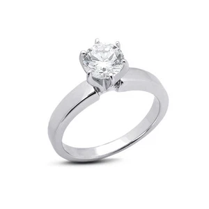 Anillo de compromiso solitario clásico de 14 k con diamantes naturales redondos E VS2 1/3 quilate E VS2 - Imagen 1 de 9