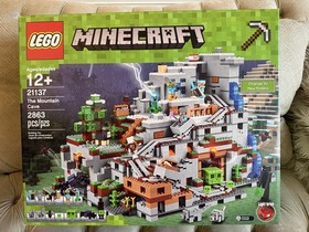 LEGO Minecraft: The Mountain Cave (21137) - factory sealed, retired, genuine