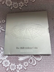 ROYAL MINT 2000 MILLENIUM £5 COIN BUNC MINTED AT THE DOME - Picture 1 of 10