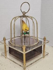 VINTAGE BIRD CAGE MUSIC BOX ANIMATED DANCING YELLOW CANARY MADE IN JAPAN - Picture 1 of 8