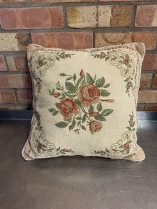 Beautiful Vintage Floral Pillow Cushion Excellent Condition - Picture 1 of 4