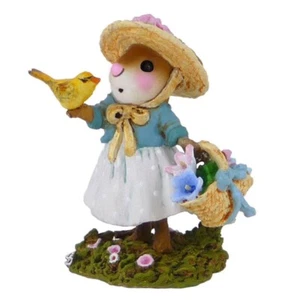 Wee Forest Folk SWEET SONGBIRD, WFF# M-321c, Ratón con Pájaro, RETIRADO - Imagen 1 de 2
