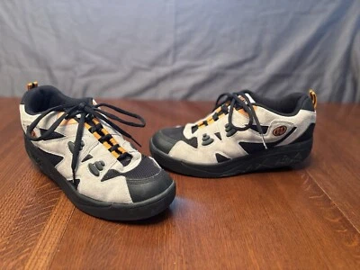 Zapatos de encaje grueso vintage Heelys para hombre EE. UU. 12 gamuza 7008 gris y negro Foto 1 de 4