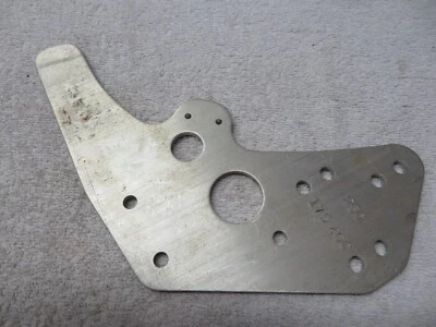 Placa guía de cadena interior Suzuki NOS PE175 PE250 PE400 1981-1984 61342-40510 Foto 1 de 2