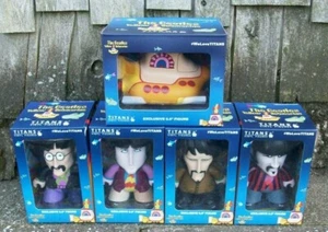 Beatles Yellow Submarine TITANS Vinyl Figure Set 6,5" John Paul George Ringo Sub - Foto 1 di 9