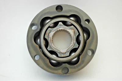 Junta CV eje trasero Porsche 911 70-83 91133203202 Foto 1 de 4