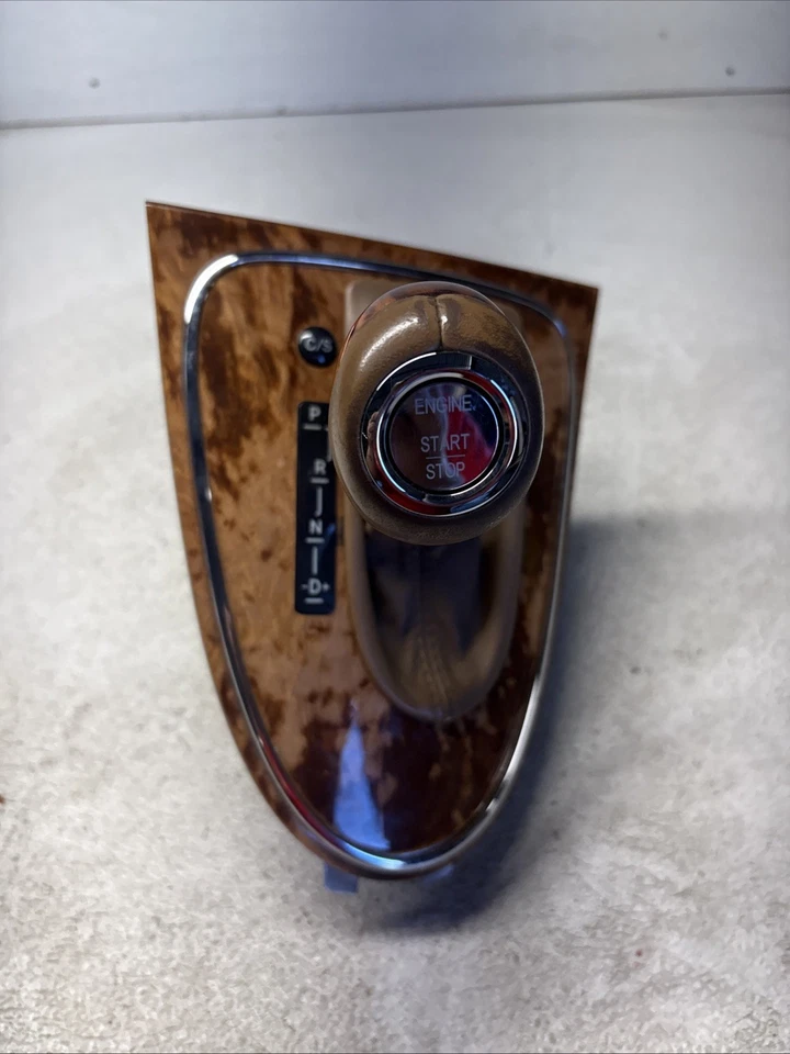 06-11 Palanca de cambios selector de marchas de piso Mercedes W211 E63 AMG CLS500 2112674824 FABRICANTE DE EQUIPOS ORIGINALES Foto 1 de 4