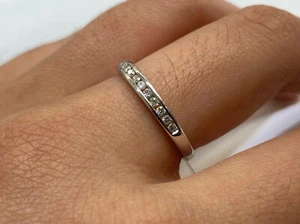 14k White Gold Genuine Round White Diamond Band Ring Size 7.5 - Picture 1 of 9