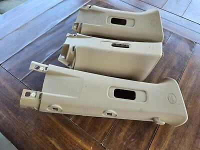 Kia Sedona 2015-2021 3,3 L paneles de ajuste de pilar superior del lado del pasajero y del conductor Foto 1 de 4