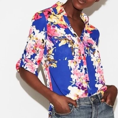 Camisa Express Para Mujer XS Azul Floral Mangas con Pestaña Enrollable Calce Ajustado Portofino Bolsillos Foto 1 de 4