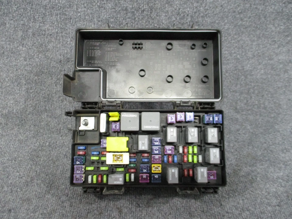 2014 Town Country Dodge Caravan Totally Integrated Power Module TIPM 68217405AB - Image 1 of 4