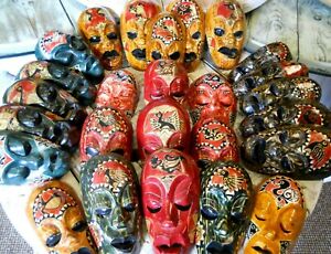 Erstaunlich farbig Holz Maske 20 cm venezianischen Stil Multi verschiedene Zeichnung Aufhängen