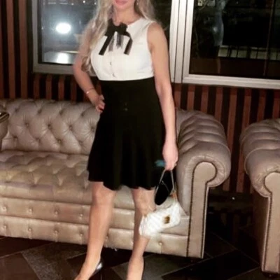 Gucci Dresses, size 10, worn once, impeccable condition, RRP: £2200 - Image 1 of 4