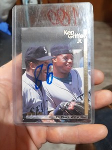 1995 Megacards Ken Griffey Jr. Wish List #4 Playing With Dad 