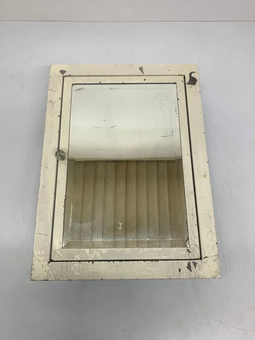 Vtg Bathroom Metal Recessed Medicine Cabinet Mirror Shabby Farmhouse Glass Knob Cover