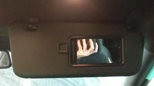 OEM Sun Visor For Kona 4Dr Blk Right - Picture 1 of 1