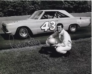 Foto 8x10 NASCAR firmada autografiada por Richard Petty - Imagen 1 de 1