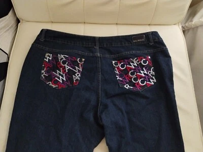 Pantalones de mezclilla azules vintage con bolsillo bordado ROCAWEAR 1999 talla 24 para mujer Foto 1 de 4