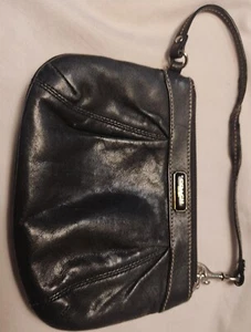 Coach small black wristlet zipper purse - Picture 1 of 2