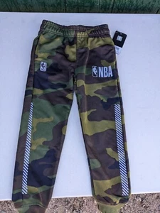 NBA Boy’s Size Medium (5-6) Green Camouflage Joggers NWT - Camo Pants $55 MSRP - Picture 1 of 7
