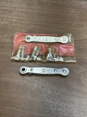 K-D TOOLS EUA No. 27 RATCHETING 1/4” bit porca ferramenta com bocados, driver offset EUA - Imagem 1 de 4