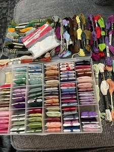 Mixed Lot Of Embroidery Thread Skeins 35+ & Carded Thread In Storage Case 90+ - Picture 1 of 7