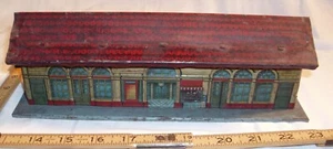 BING OF GERMANY TIN TOY TRAIN STATION BUILDING FOR PRE WAR TRAIN SET - Picture 1 of 4