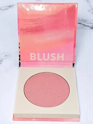 Avon ULTRA COLOUR HD Rouge Glanz Kompakt Puder Petal Pink Haut Blush Hyaluron 😍 - Bild 1 von 4