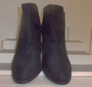 NEW FOREVER Size 10 Black Suede ELASTIC  Ankle Boots 3" High Block Heels COMFORT - Picture 1 of 6