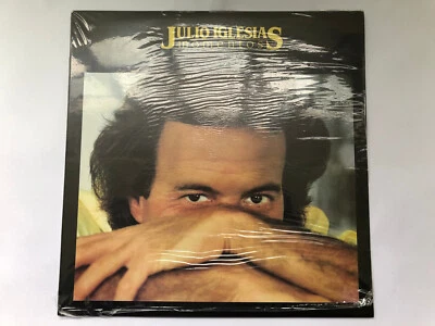 Julio Iglesias - Momentos - Vinyl - LP - CBS - 33RPM - 12" - 1982 - Mint!!! - Image 1 of 2