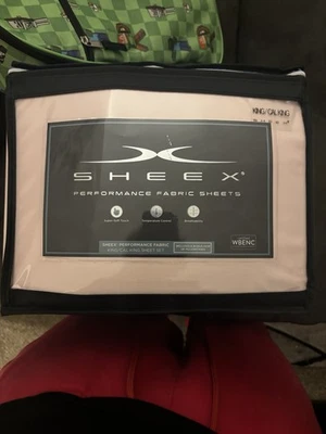 Sheex Active Comfort Performance Cooling 4 Piece Sheet Set pink King/Cal King - Image 1 of 2